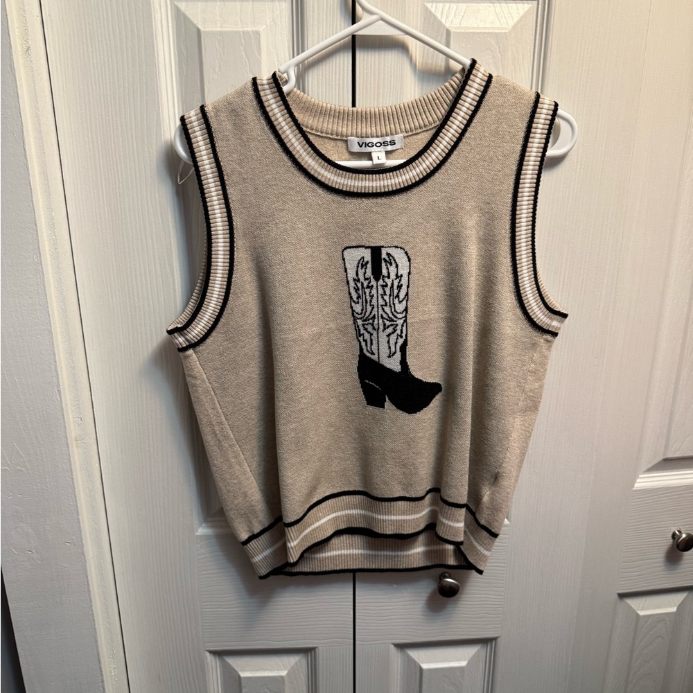 Vigoss Beige Sweater Vest with Black Boot Design